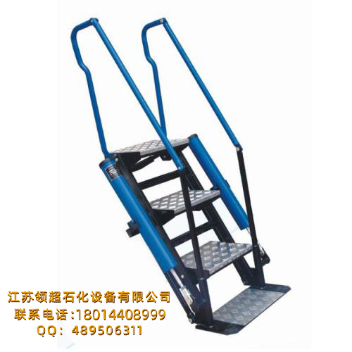 福建廈門客戶定制的折疊梯活動梯(簡易梯三步梯四步梯五步梯側裝梯)已發(fā)貨(圖1) 福建廈門客戶定制的折疊梯活動梯(簡易梯三步梯四步梯五步梯側裝梯)已發(fā)貨(圖1)