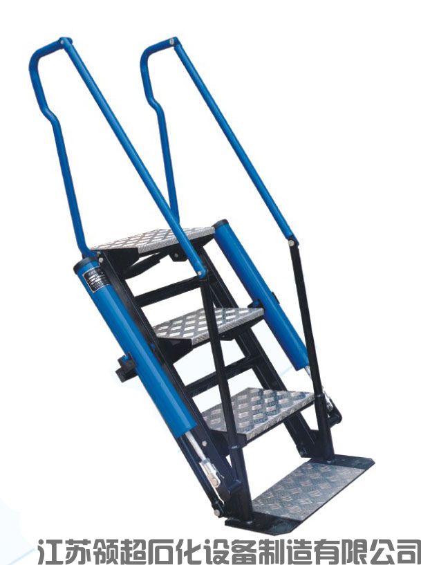 廣西南寧客戶定制采購的一批折疊式活動梯已通過物流發(fā)往使用現(xiàn)場(1) 廣西南寧客戶定制采購的一批折疊式活動梯已通過物流發(fā)往使用現(xiàn)場(1)